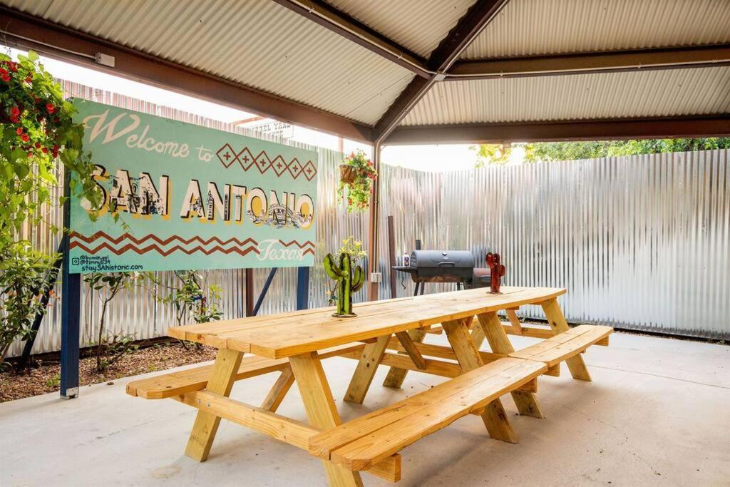 Сasa de vacaciones Downtown 5bdrm With Pool & Huge Outdoor Space San Antonio